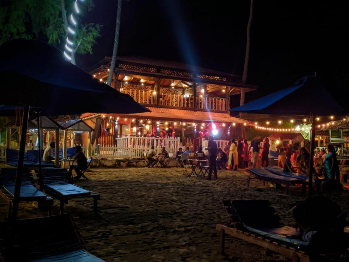 Blue Sand Beach Resort Trincomalee Exterior foto