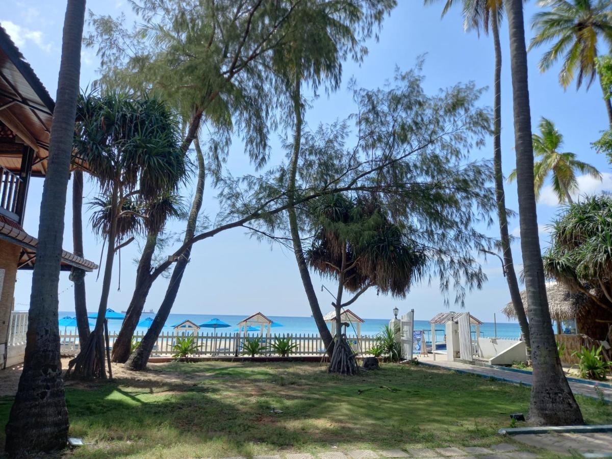 Blue Sand Beach Resort Trincomalee Exterior foto