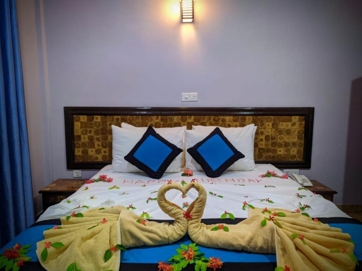 Blue Sand Beach Resort Trincomalee Exterior foto