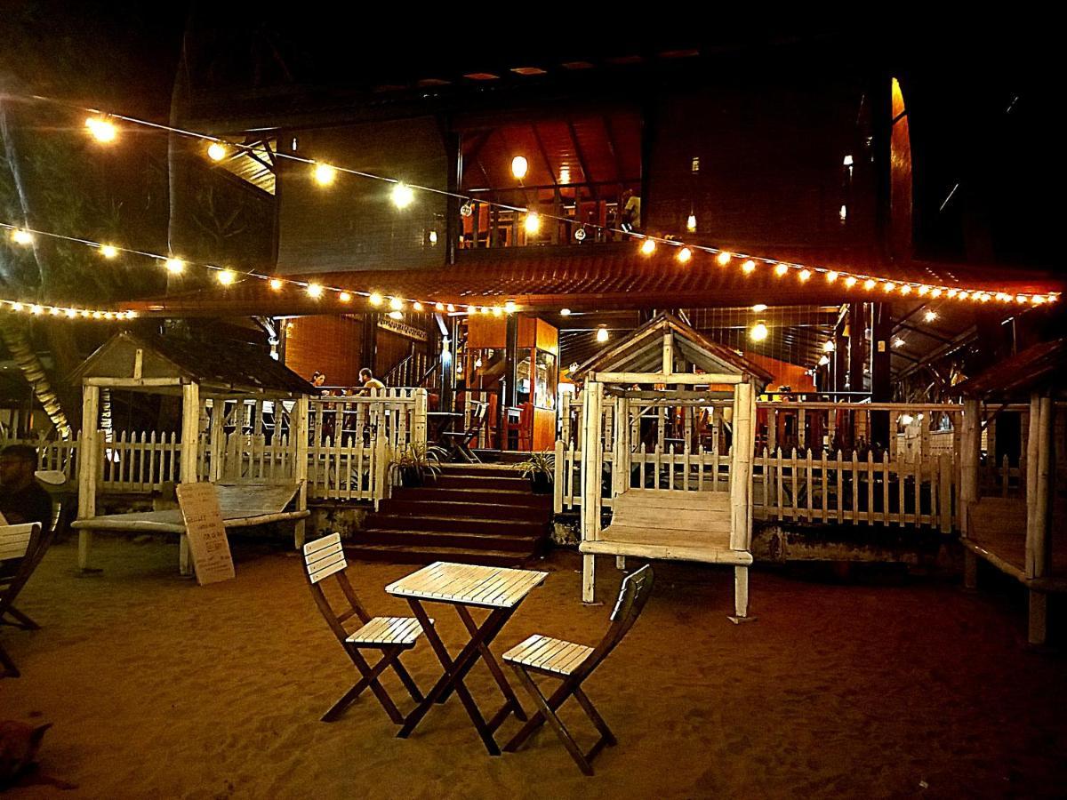 Blue Sand Beach Resort Trincomalee Exterior foto