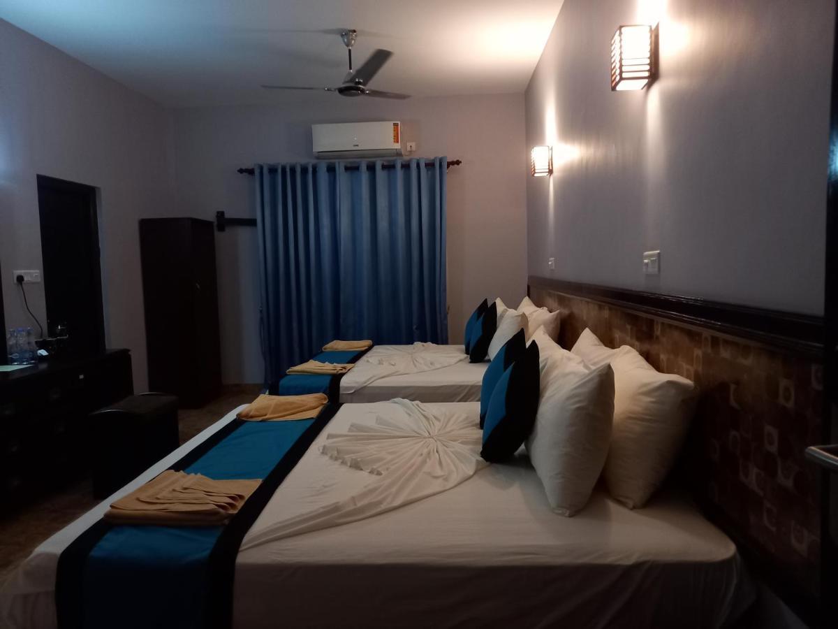 Blue Sand Beach Resort Trincomalee Exterior foto
